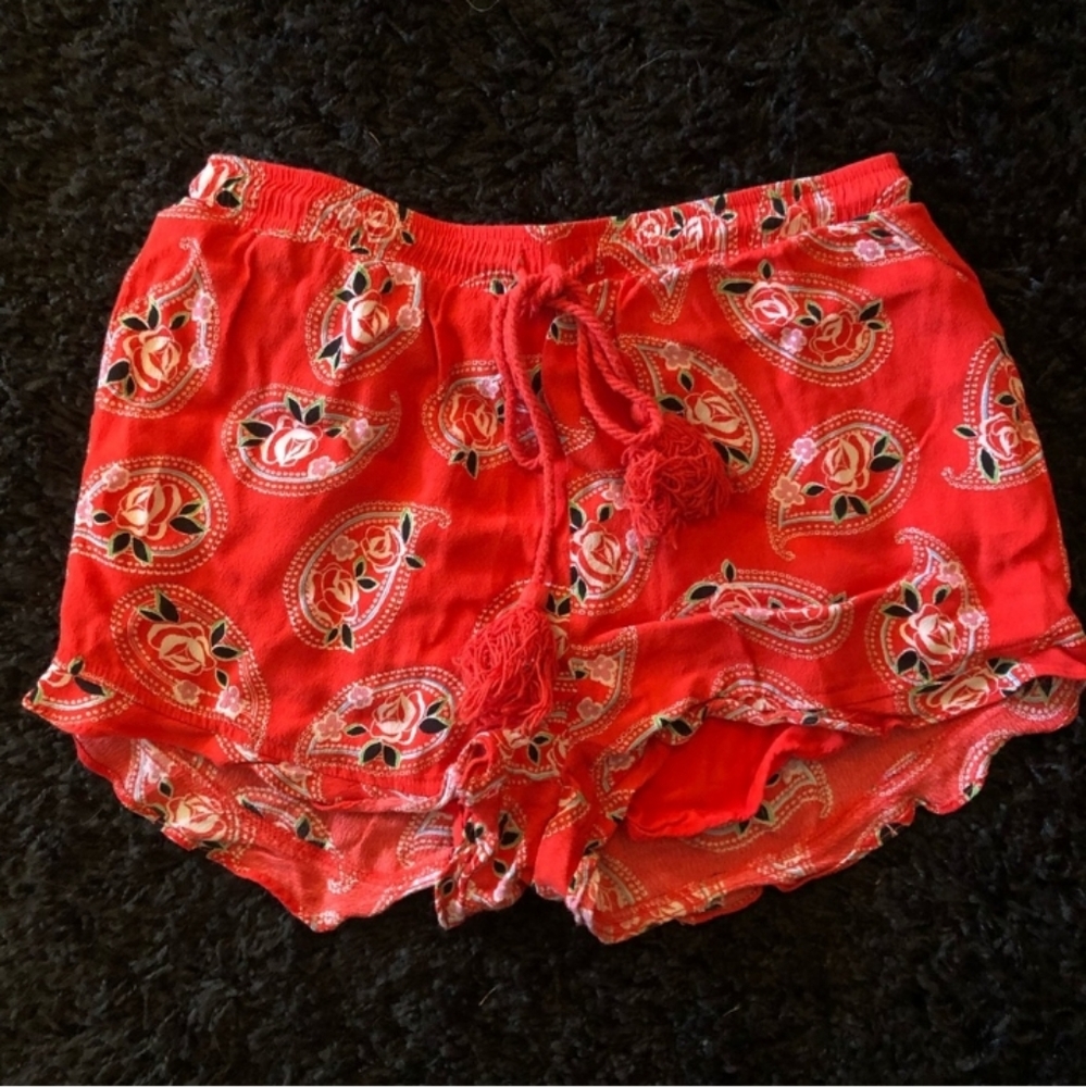 HONEY PUNCH Red Paisley Tassel Shorts